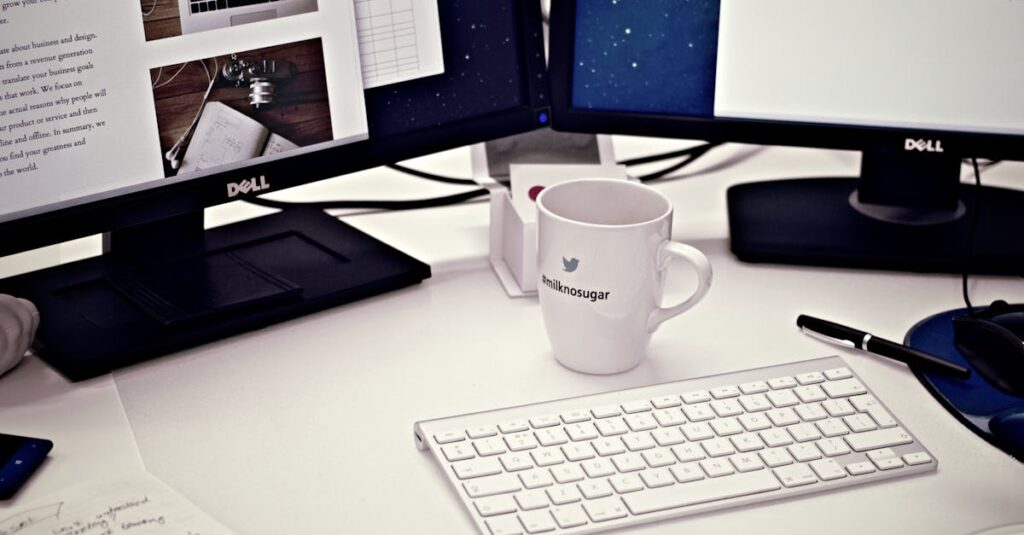 ブログ副業の準備段階で必要なツールとスケジュール設計を整理したワークスペースのイメージ。