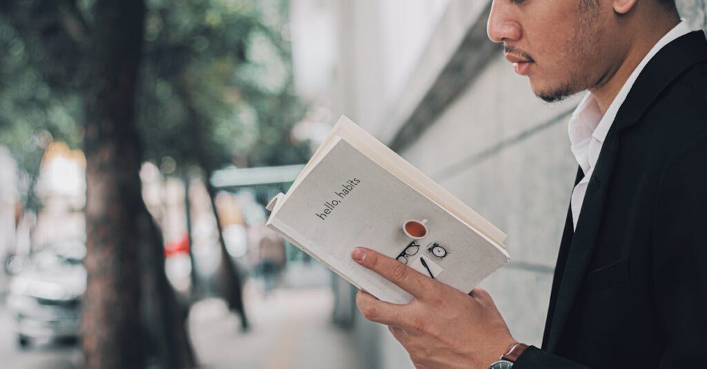 無料ブログを継続的に更新し続けるブロガーの努力を示すイメージ画像