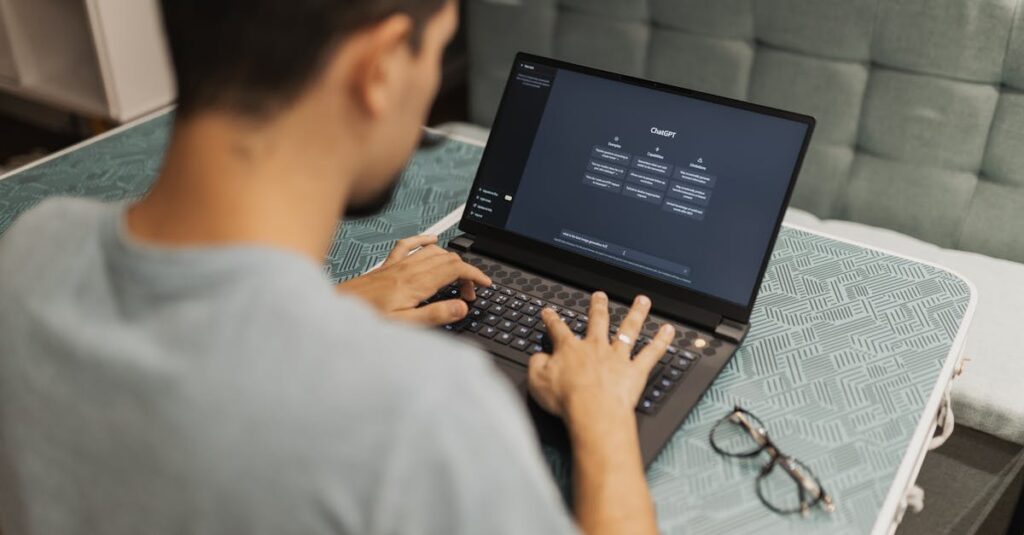 AI副業の種類を比較する図。文章生成・画像生成・自動化モデルなど複数のパターンを示している。