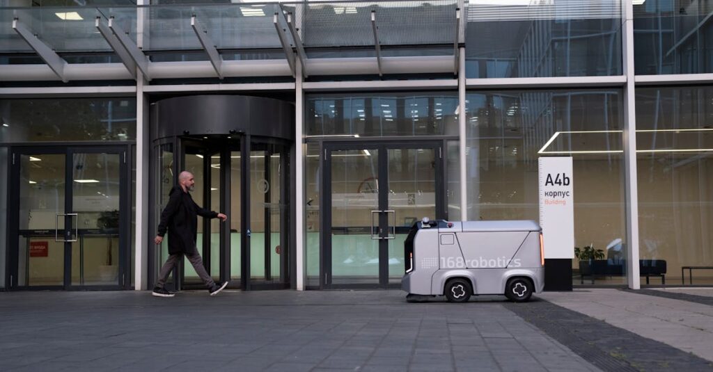 ChatGPTと自動化ツールを連携して収益化するビジネスモデルのイメージ。