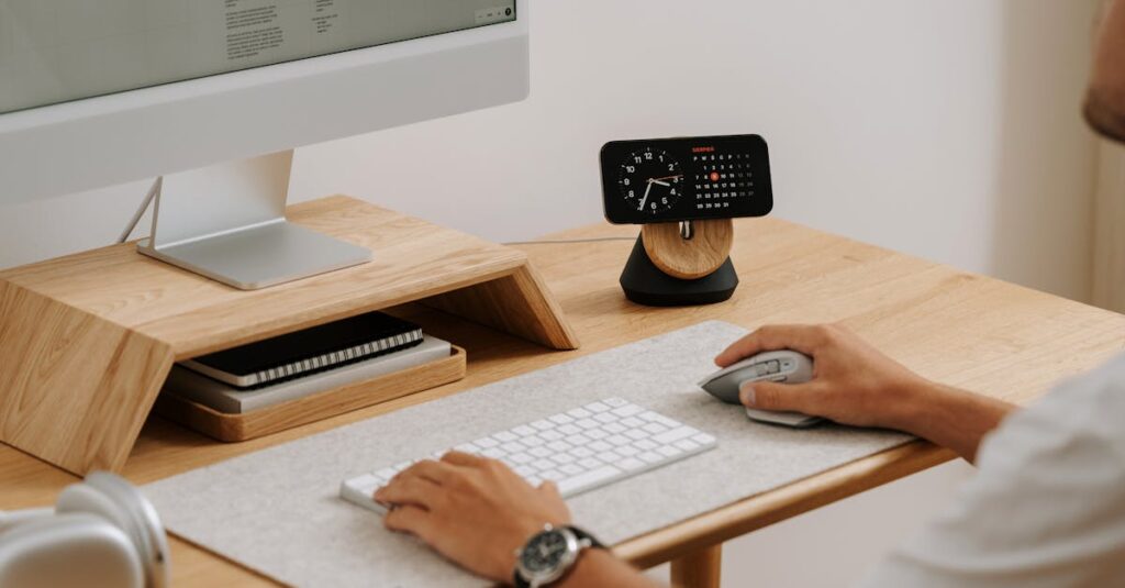 WordPressのインストール手順を初心者向けに図解したイメージ。サーバー契約からブログ開設までの流れ
