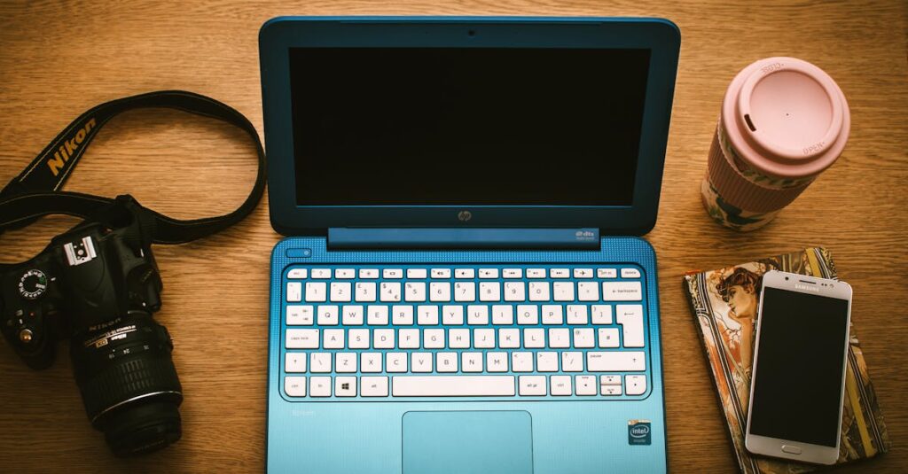 WordPressのインストール手順を初心者向けに図解したイメージ。サーバー契約からブログ開設までの流れ