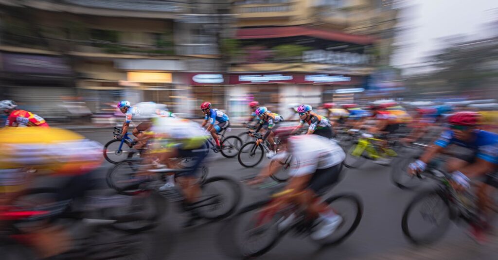 アフィリエイトの安定収益化ループを図解。記事作成→分析→改善→拡大のサイクルを示す。