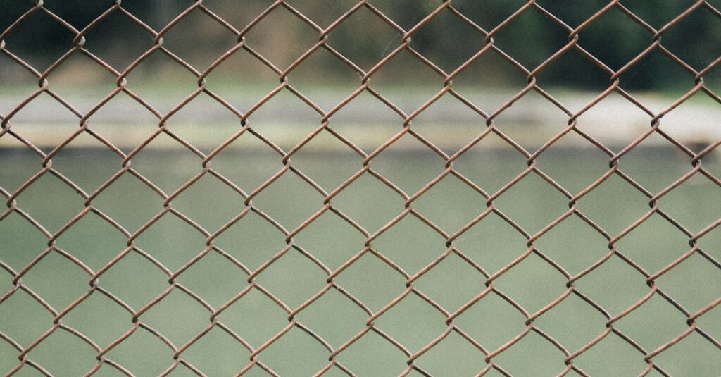 ブログ記事内に関連リンクを設置し、読者の回遊を促している画面のイメージ。