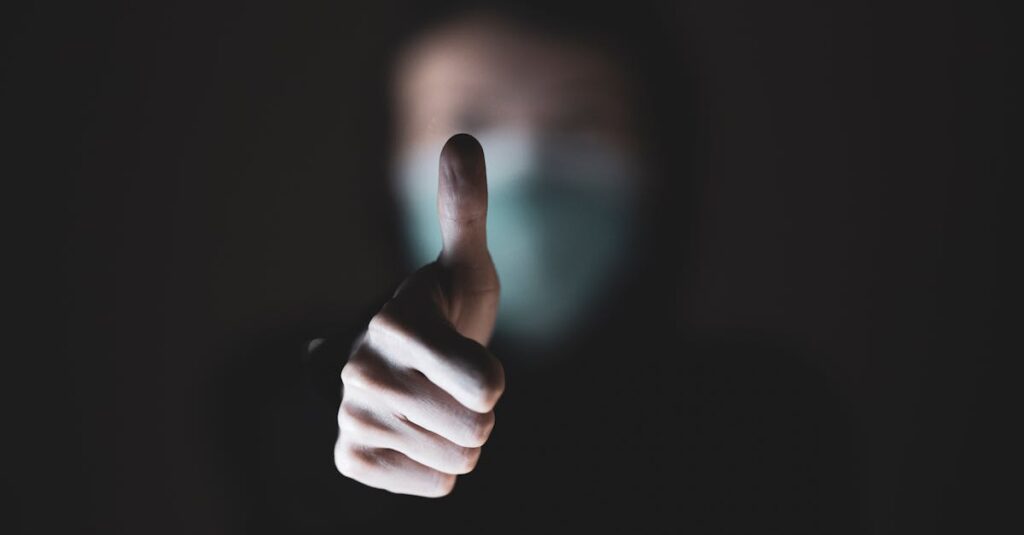 2025年版AdSense合格に必要な7つの具体的ノウハウをアイコン付きで解説する図解