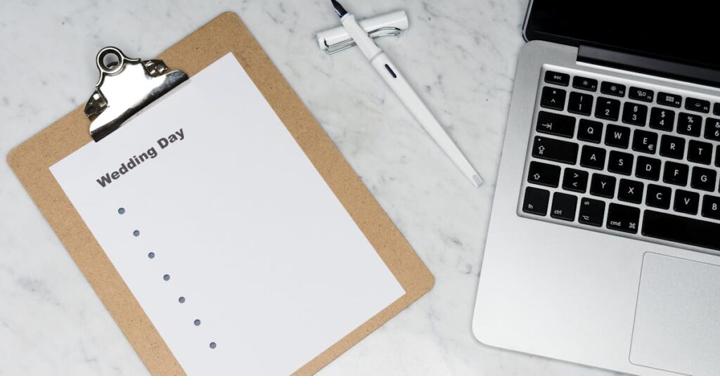 アフィリエイトブログを始めるためのステップをリスト化した図解。