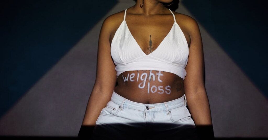 アフィリエイト成功までの道のりを示す図。学び・行動・継続・成果の4段階を描写。