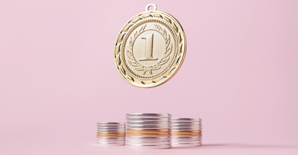 アフィリエイト初心者が最初にやるべき3ステップをまとめた図。テーマ選定・ASP登録・記事作成を示す。