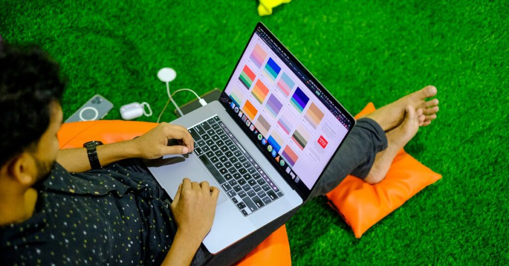 アフィリエイトテーマを選定する流れを示す図。興味・需要・案件の3つの交点を強調。