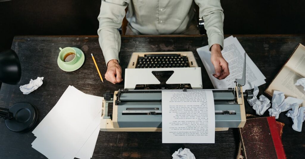 ブログ記事作成の流れを示す図で、キーワード選定から構成、執筆、CTA設置までのステップを視覚化したもの