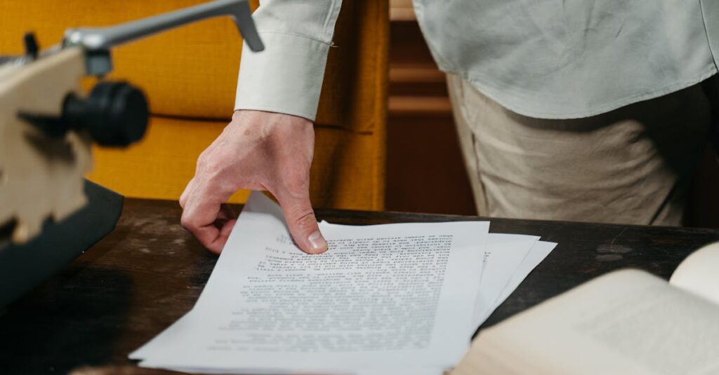 noteの最初の記事を書いて信頼を築こうとしているクリエイターのイメージ