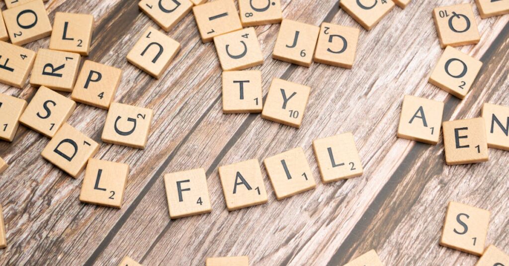 副業初心者が失敗してしまう根本的な原因を分析するイメージ画像。目的の曖昧さや情報の誤信、継続の仕組み不足などを象徴するビジュアル。