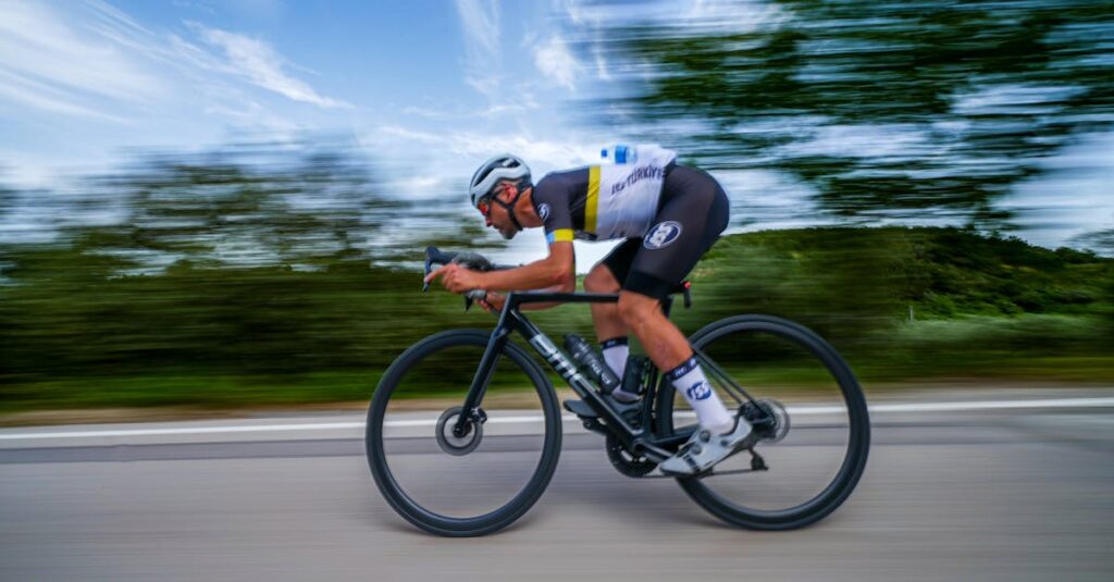 アフィリエイトでの仮説検証サイクルと行動速度の重要性を示す図