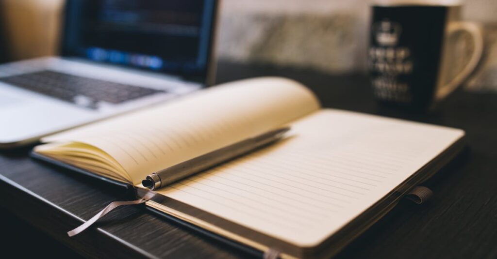 ブログを書く目的を見直している人のイメージ画像