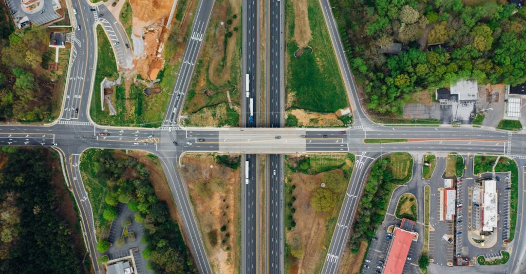 アフィリエイト2ヶ月目のアクセス拡大とSNS連携を表す図