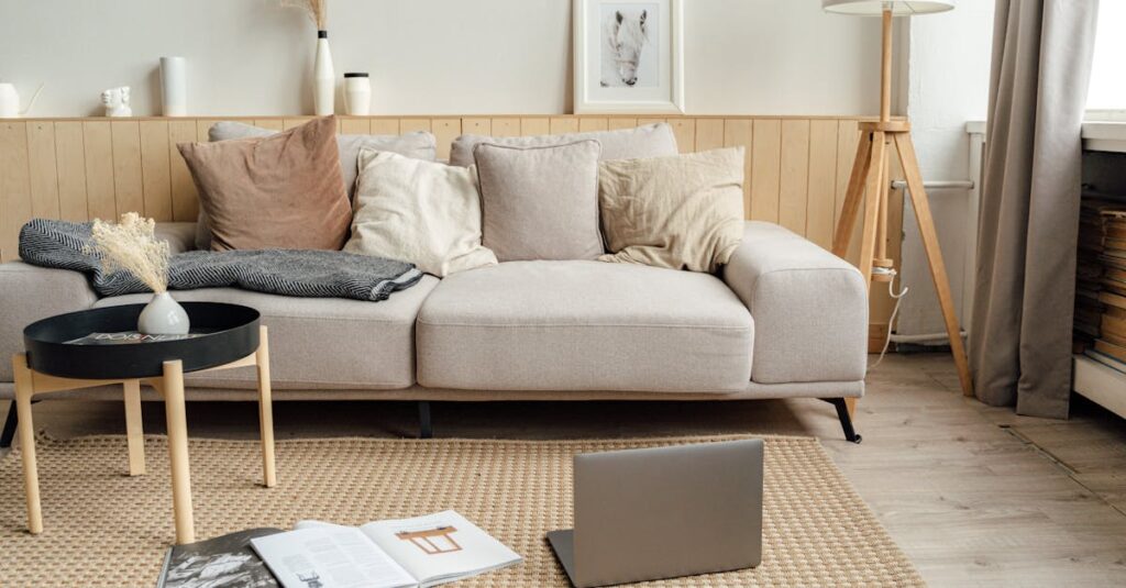 未経験でも始めやすい副業ランキングを比較しているグラフィック。Webライティングや動画編集などが上位に表示されているイメージ。