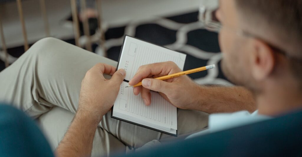 noteを書くことを続けるための前向きなマインドセットや習慣を描いたイメージイラスト