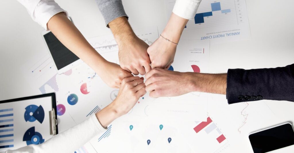 ブログの成果が出ない時期に焦らず継続する姿勢を表すイメージ。アクセス解析と成長の見える化を象徴するビジュアル。