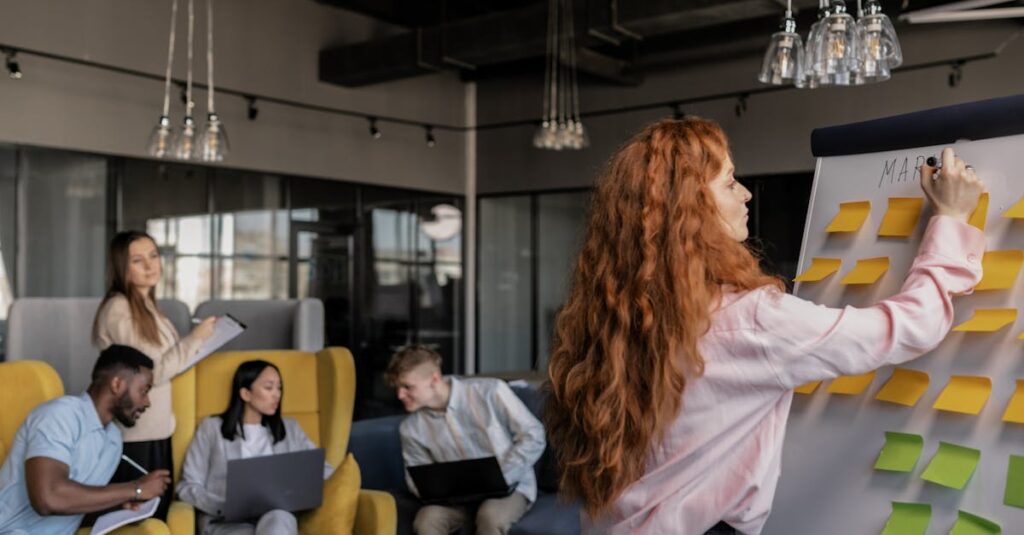 ブログネタの種を探している様子のイメージ画像