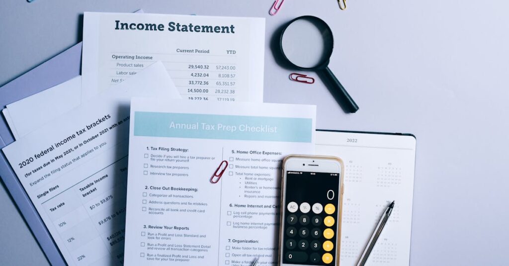 ブログ改善のための自己診断チェックリストを確認する様子